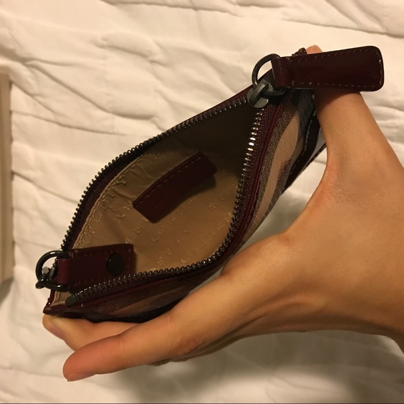BURBERRY Heart Coin Purse - STILL AVAILABLE - Picture 4 of 7